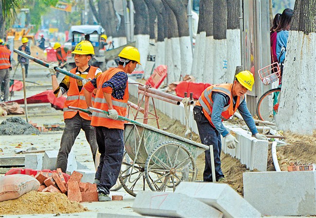 金湖路步道将完成改造